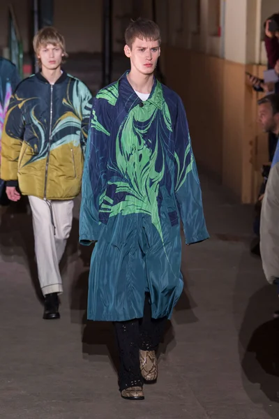 Look 115